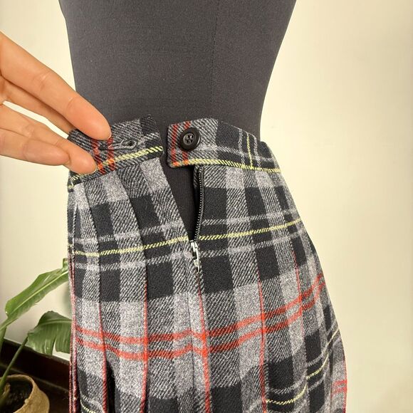 Vintage Pendleton Plaid Blazer Skirt Suit Set | 100% Wool 80s 90s Two-Piece Set - Picture 10 of 10